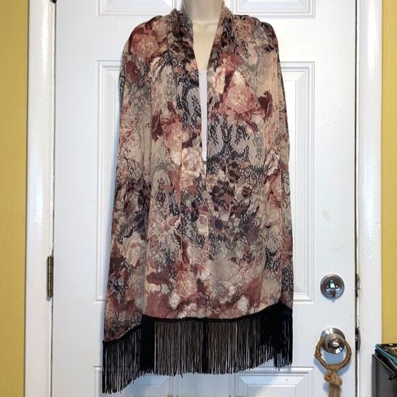 CHICOS Floral and Lace Print Scarf with Black Fringe Womens 20 x 70 inches - Picture 6 of 16